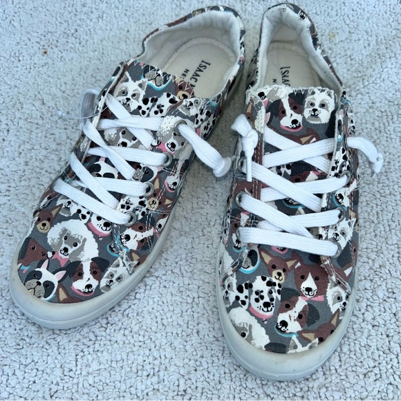 Isaac Mizrahi Shoes - Isaac Mizrahi sneakers dog print new, no box women’s size 9 adorable